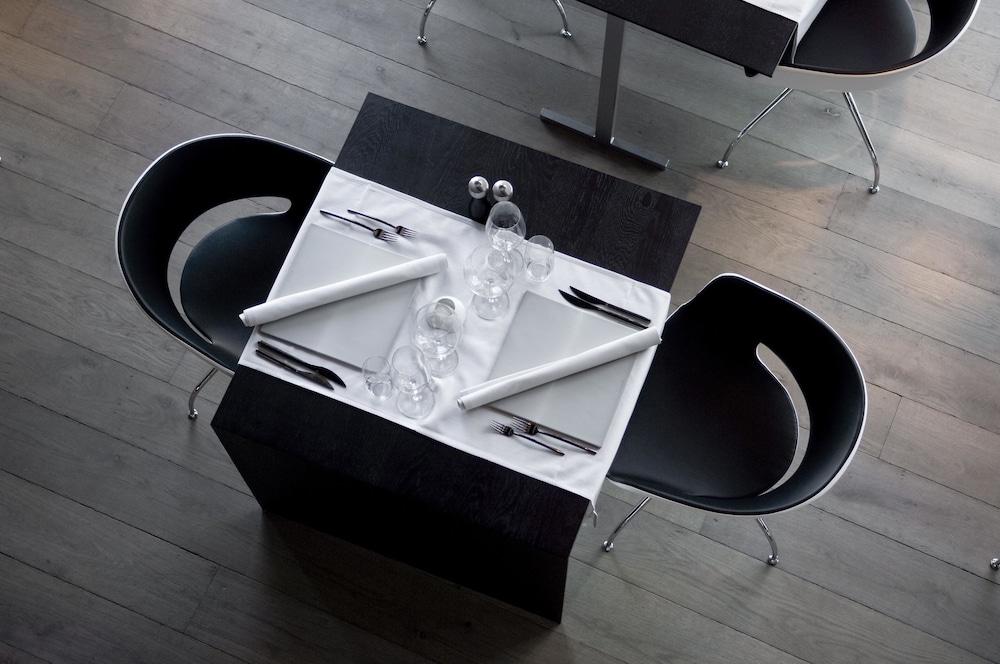 Carbon Hotel Genk Kültér fotó