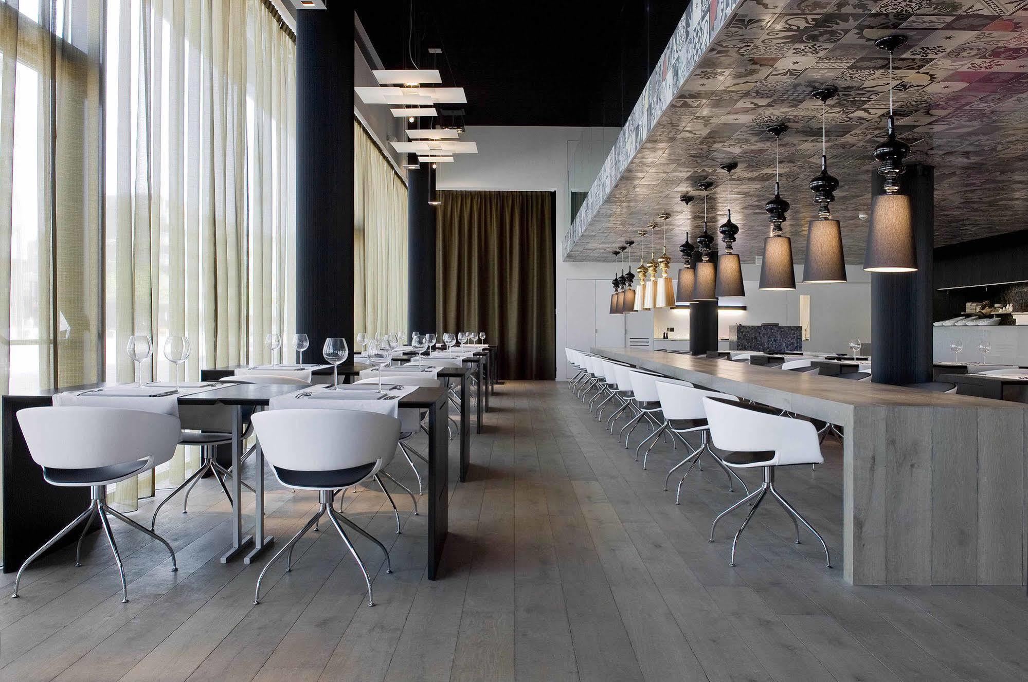 Carbon Hotel Genk Kültér fotó